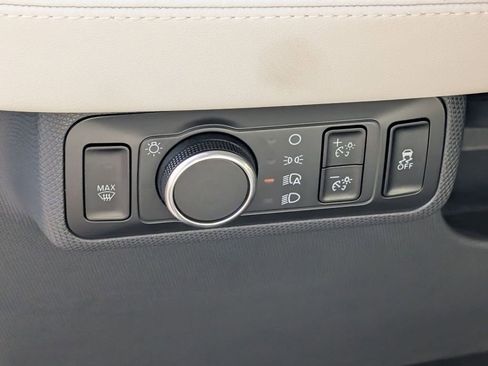 New 2025 Ford Mustang Mach-E Premium image 40