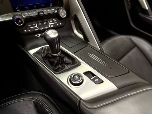 Used 2014 Chevrolet Corvette Stingray Convertible w/ 3LT Preferred Equipment Group RWD image 20