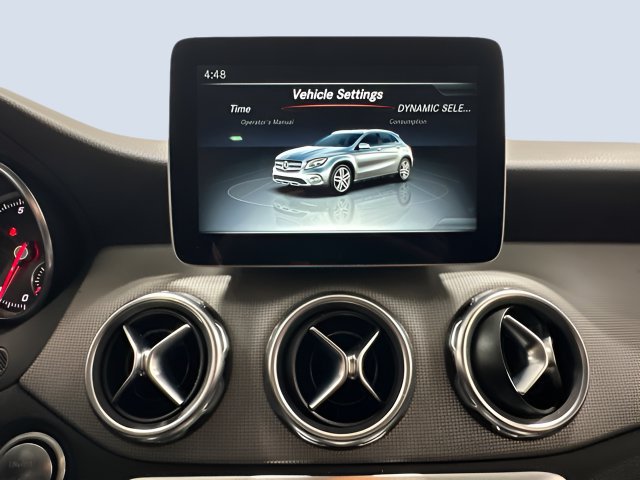 Used 2018 Mercedes-Benz GLA 250 4MATIC image 24