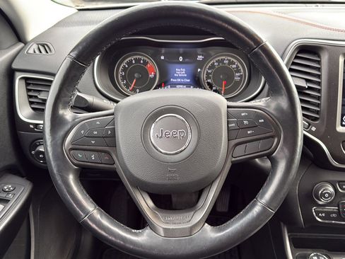 Used 2020 Jeep Cherokee Trailhawk w/ Cold Weather Group image 26