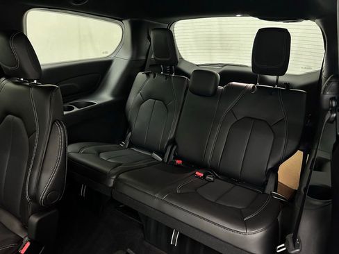 New 2026 Chrysler Voyager LX FWD image 14