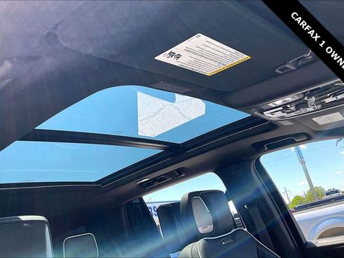 Used 2026 GMC Yukon AT4 Ultimate w/ LPO, Floor Liner Package AWD/4WD image 28