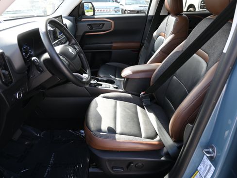 Used 2022 Ford Bronco Sport Outer Banks w/ Tech Package AWD/4WD image 14