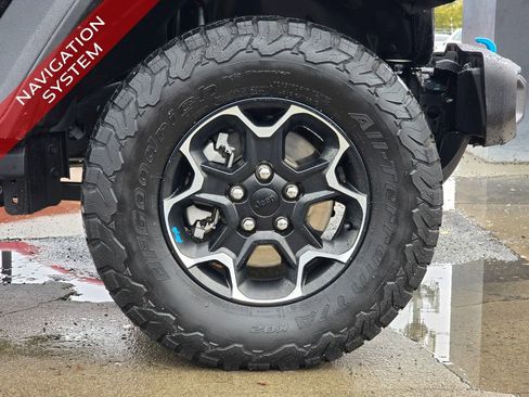 Used 2023 Jeep Wrangler Unlimited Rubicon 4xe w/ Safety Group image 11