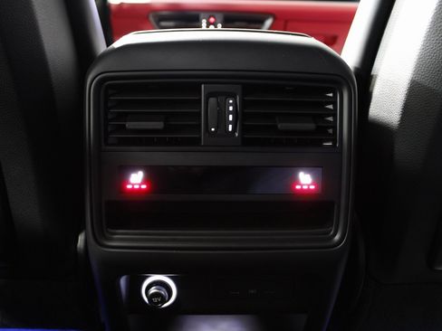 Used 2024 Porsche Cayenne Turbo GT image 20