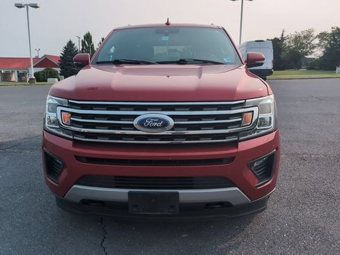 Used 2020 Ford Expedition XLT w/ Equipment Group 202A AWD/4WD image 2