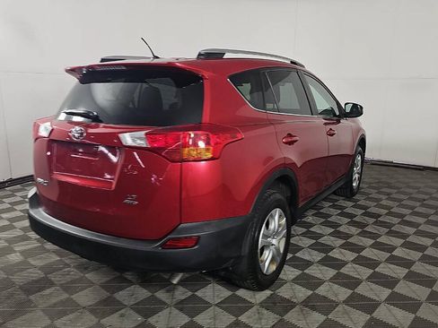 Used 2013 Toyota RAV4 LE AWD/4WD image 16