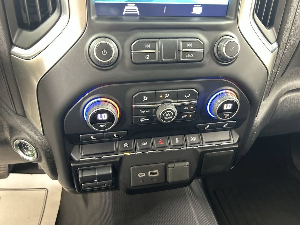 Used 2021 Chevrolet Silverado 1500 LT AWD/4WD image 16