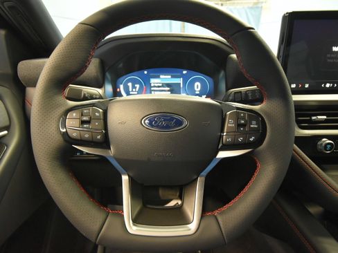 New 2026 Ford Explorer ST-Line AWD/4WD image 9