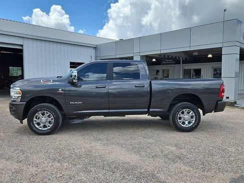 Used 2024 RAM 2500 Laramie w/ Safety Group AWD/4WD image 42