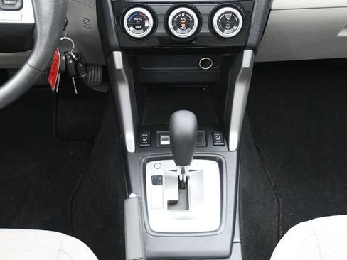 Used 2018 Subaru Forester 2.5i Premium image 23