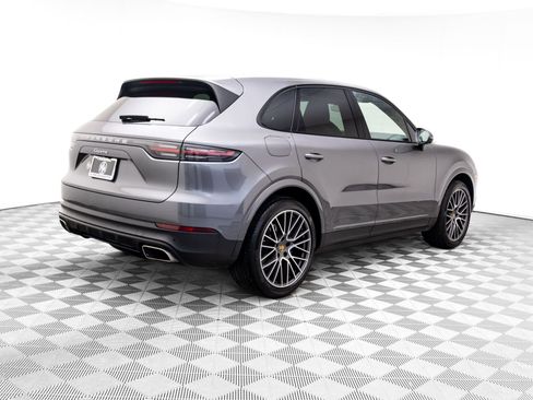 Certified 2023 Porsche Cayenne image 7