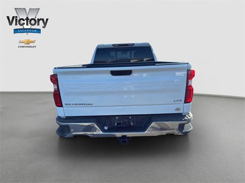 Certified 2022 Chevrolet Silverado 1500 LTZ w/ LTZ Convenience Package II image 7