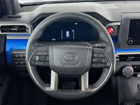 Used 2025 Toyota Tacoma TRD Off-Road image 18