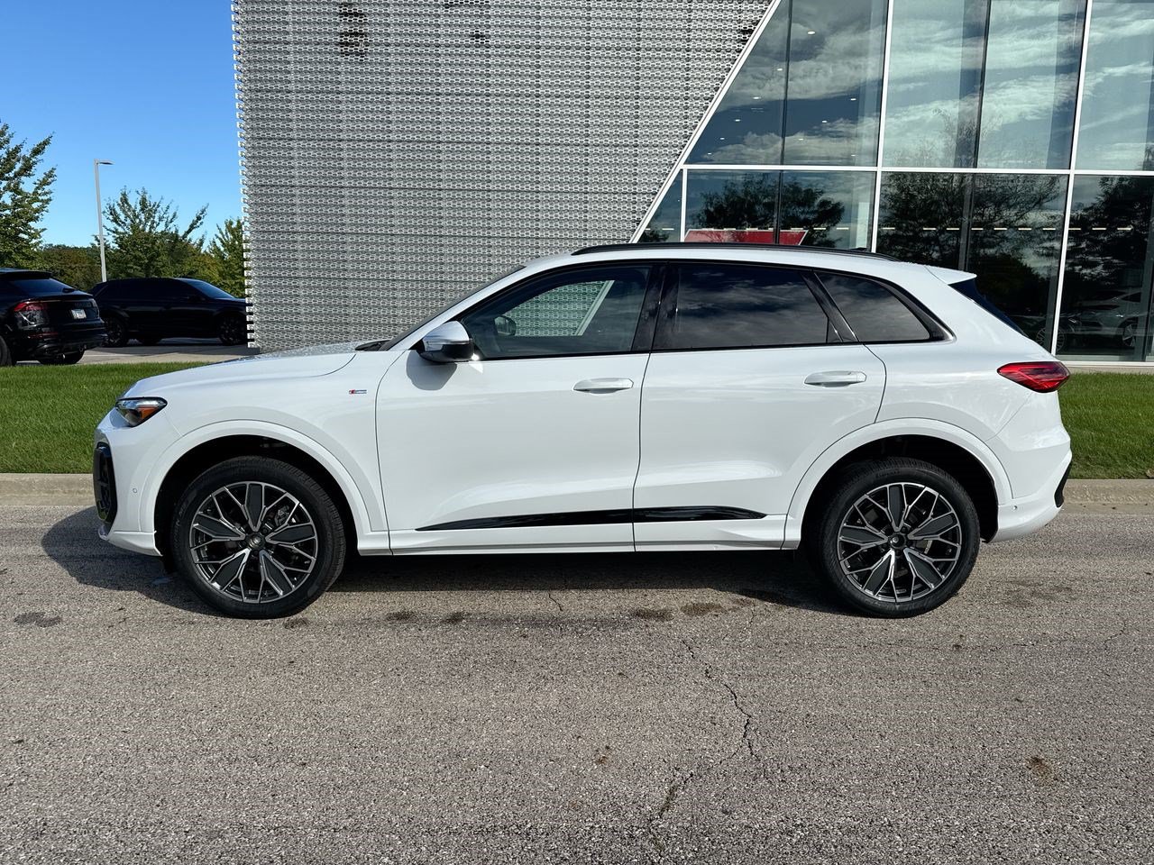 New 2026 Audi Q5 Premium Plus AWD/4WD image 26