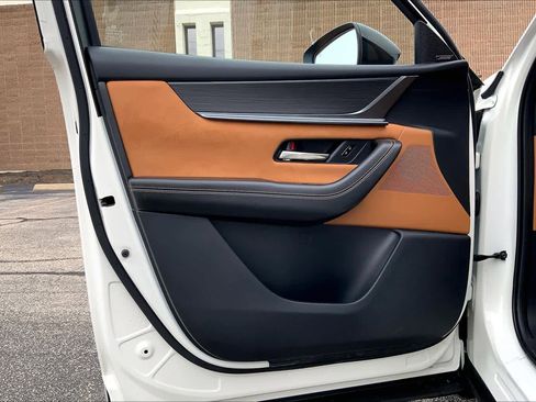 Used 2025 MAZDA CX-70 3.3 Turbo S w/ Premium Plus image 22