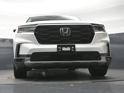 Certified 2023 Honda Pilot Touring image 27