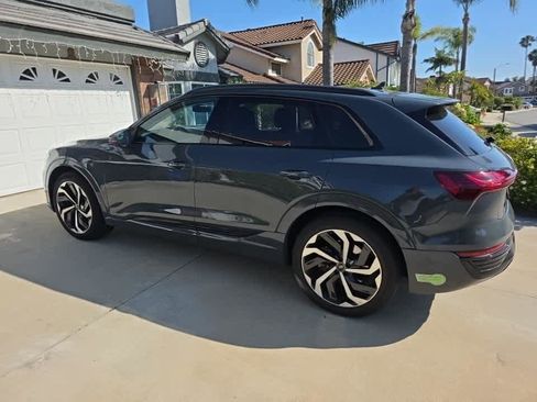 Used 2024 Audi Q8 e-tron Premium Plus w/ Premium Plus Package AWD/4WD image 6