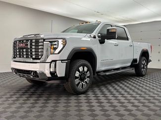 New 2026 GMC Sierra 2500 Denali w/ Denali Reserve Package video 2