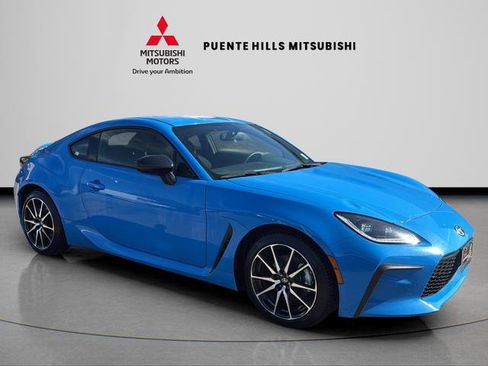 Used 2023 Toyota GR86 image 3