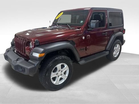 Used 2021 Jeep Wrangler Sport AWD/4WD image 3