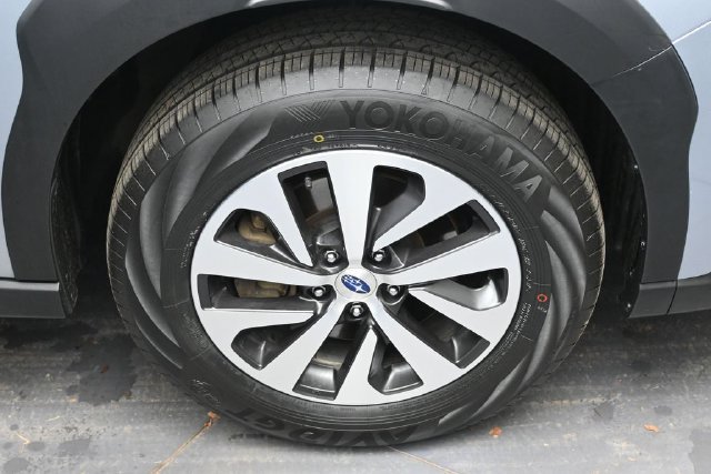 Used 2024 Subaru Outback Premium AWD/4WD image 10