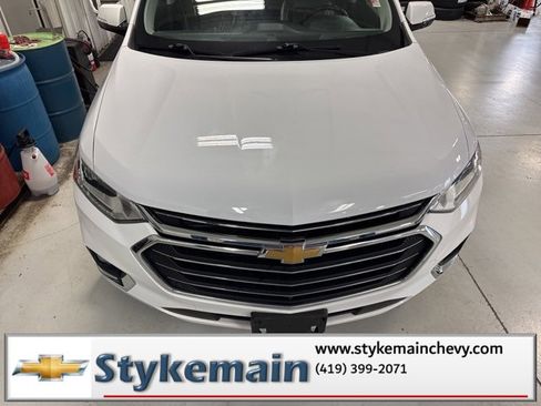 Used 2018 Chevrolet Traverse Premier w/ Driver Confidence II Package image 35
