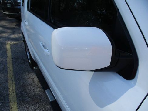 Used 2011 Honda Pilot EX-L image 26