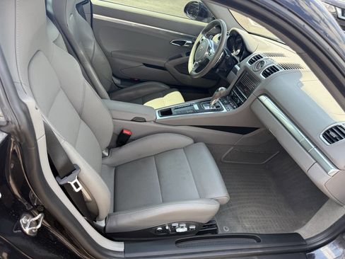 Used 2014 Porsche Cayman S image 16