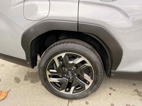 New 2025 Subaru Forester Limited image 12