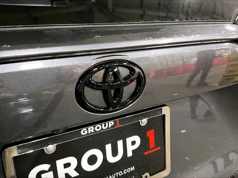 New 2025 Toyota RAV4 SE image 15