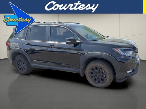 Used 2023 Honda Passport TrailSport image 1