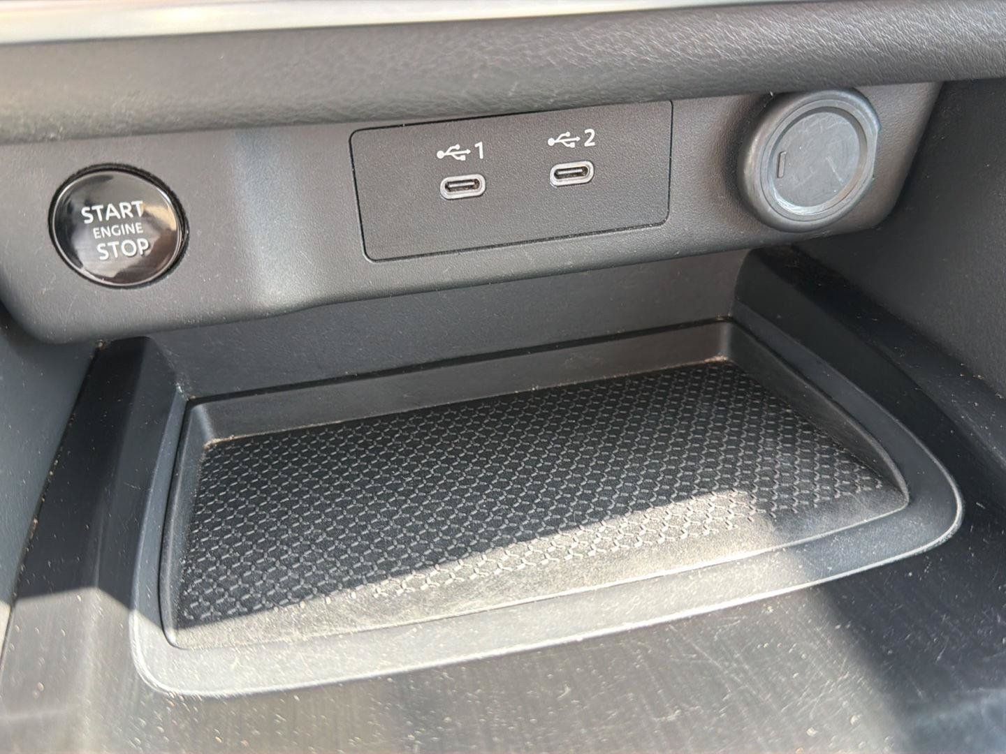 Used 2024 Nissan Rogue SV AWD/4WD image 26