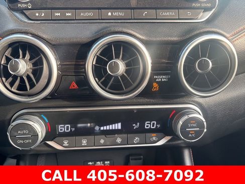 Used 2022 Nissan Sentra SR w/ Midnight Edition image 11