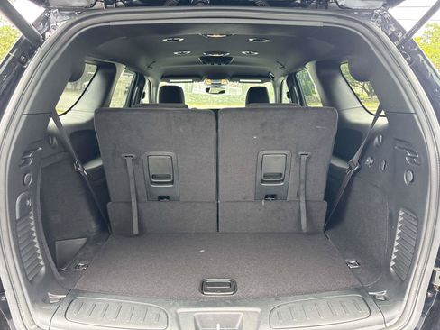 Used 2025 Dodge Durango R/T w/ Blacktop Package AWD/4WD image 3