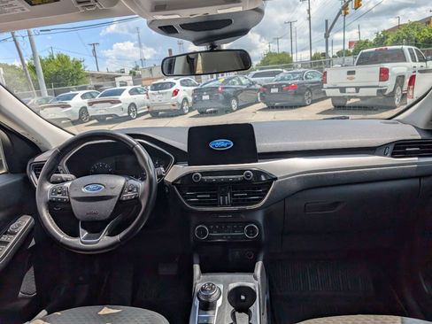 Used 2022 Ford Escape SE w/ Convenience Package FWD image 14