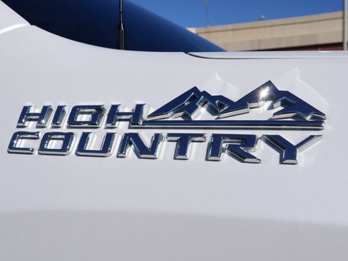Used 2024 Chevrolet Silverado 1500 High Country image 33