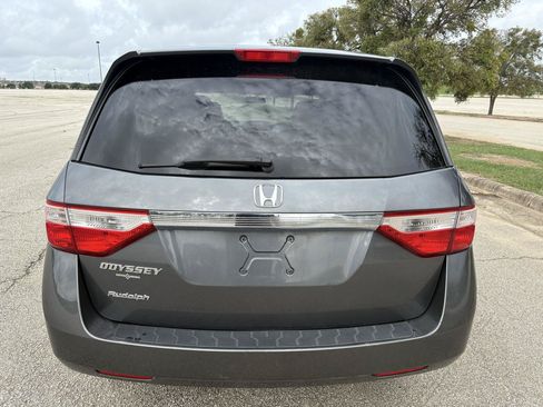 Used 2011 Honda Odyssey LX image 13