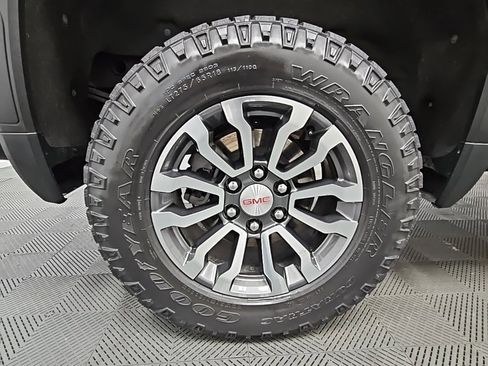 Used 2022 GMC Sierra 1500 AT4 w/ AT4 Premium Package image 52