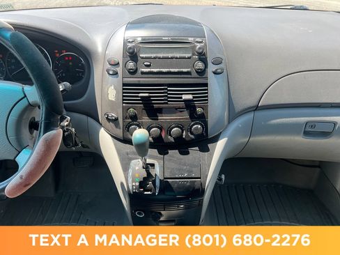 Used 2008 Toyota Sienna CE FWD image 20