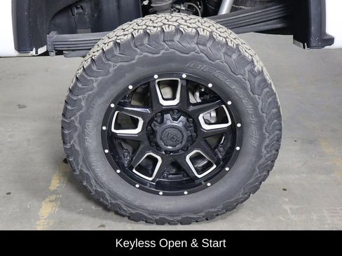 Used 2021 Chevrolet Silverado 2500 LTZ w/ LTZ Plus Package AWD/4WD image 43