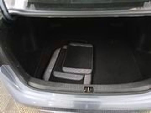 Used 2022 Toyota Corolla LE image 16