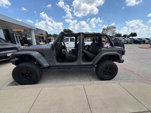 Used 2020 Jeep Wrangler Unlimited Rubicon AWD/4WD image 8