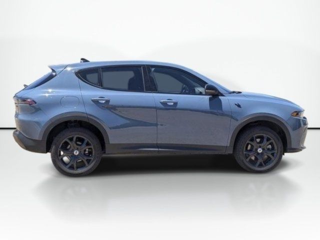 Used 2024 Dodge Hornet GT w/ GT Blacktop Package AWD/4WD image 4