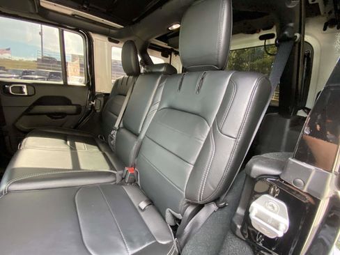 Used 2023 Jeep Wrangler Sahara w/ Cold Weather Group image 20