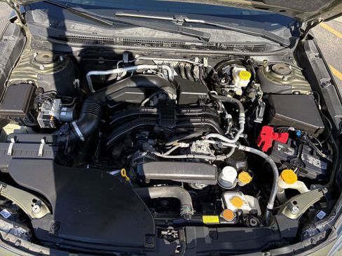 Used 2022 Subaru Outback Limited image 25