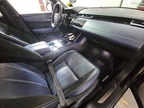 Used 2019 Land Rover Range Rover Velar R-Dynamic SE AWD/4WD image 18