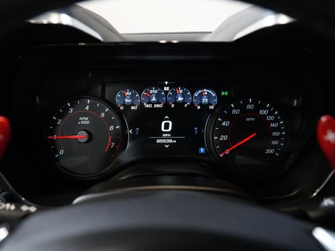 Used 2019 Chevrolet Camaro SS RWD image 36