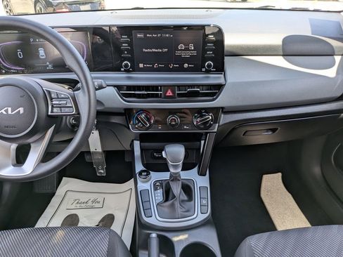 Certified 2026 Kia Seltos LX FWD image 15