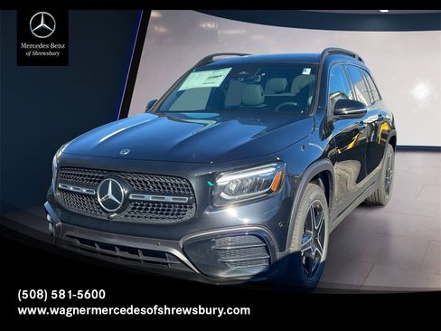 New 2026 Mercedes-Benz GLB 250 4MATIC image 1